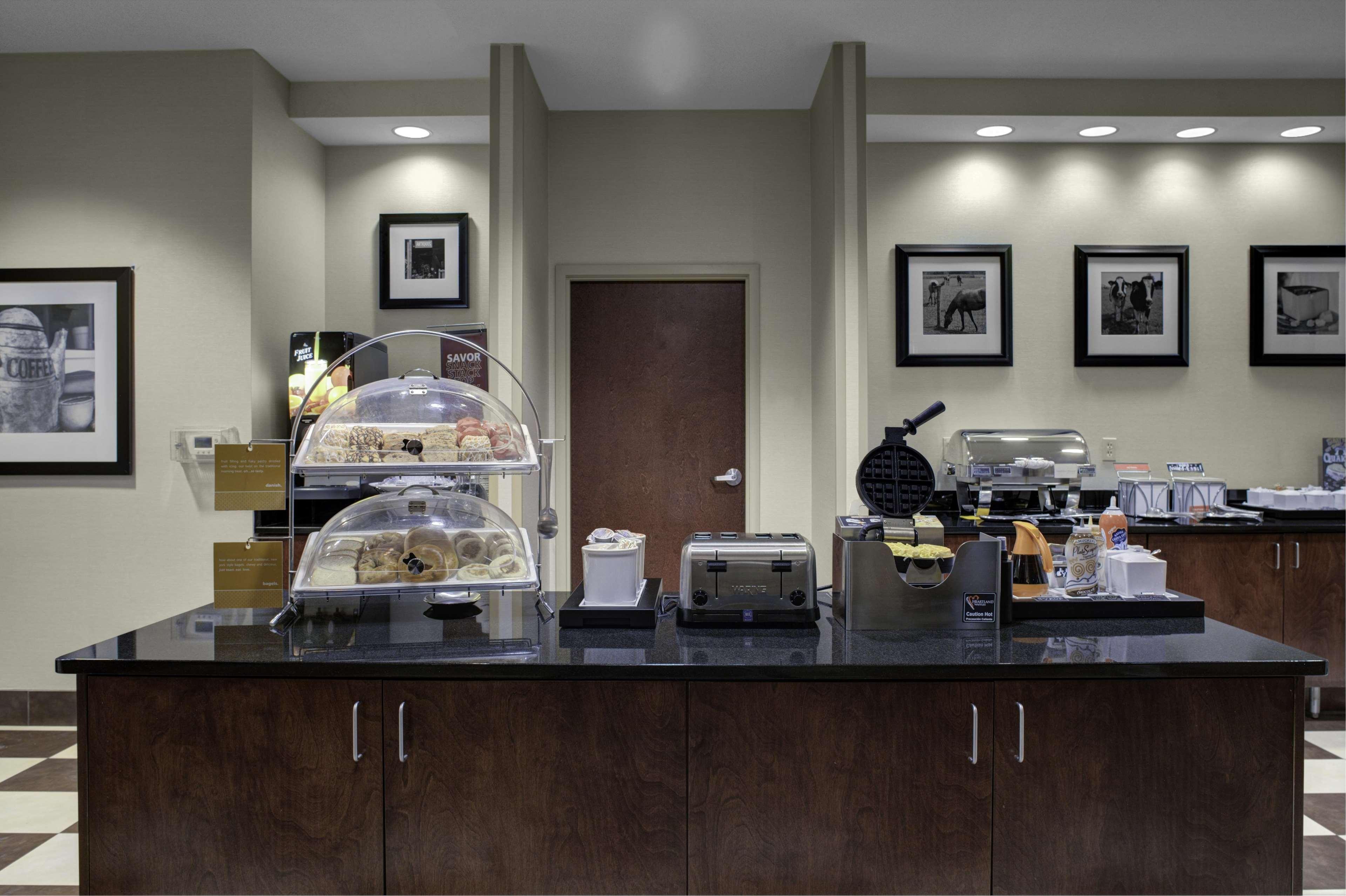 Hampton Inn Elkhorn Lake Geneva Area Eksteriør billede
