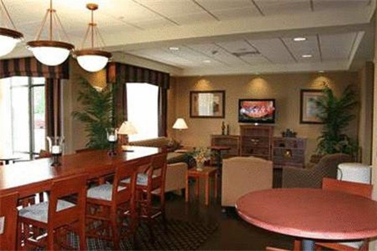 Hampton Inn Elkhorn Lake Geneva Area Eksteriør billede